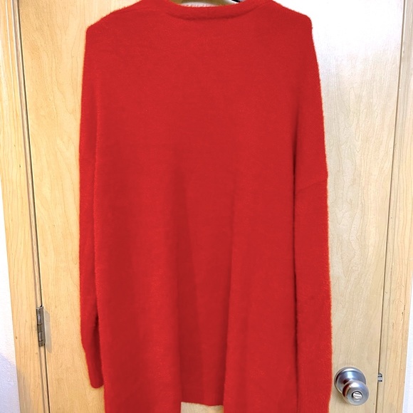 Beautiful vibrant toasted orange sweater. - Picture 2 of 3